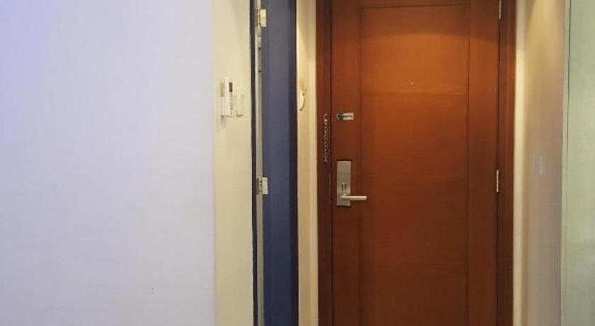 Kharisma Hotel Madiun Exterior photo